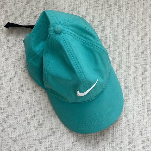 Nike Womens Dri-FIT ADV Aerobill Heritage86 Golf Hat - Picture 2 of 6